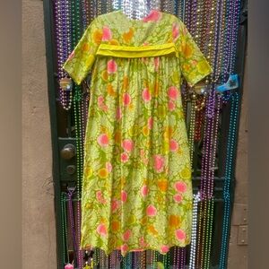 Vintage Natii Hawaiian Floral Green and Pink Mini Dress 1960’s S